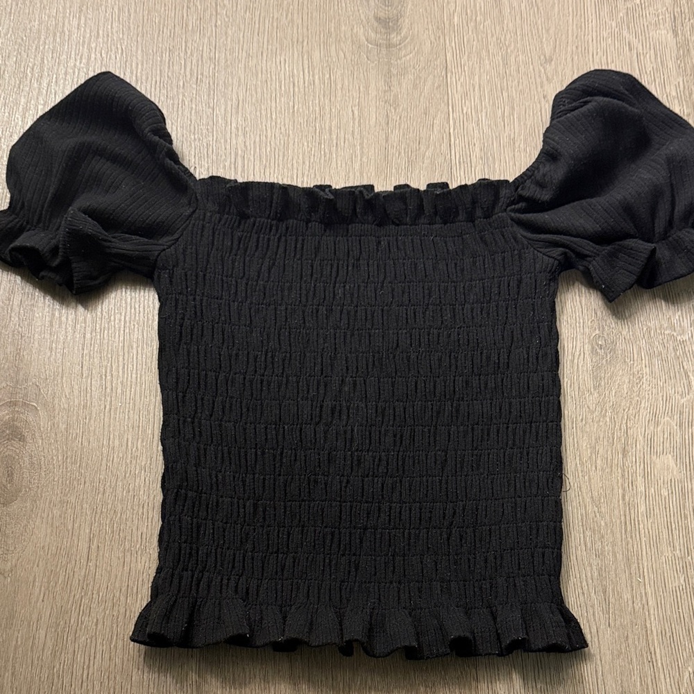 Astr Elegant Black Ruffled Puff Sleeve Top